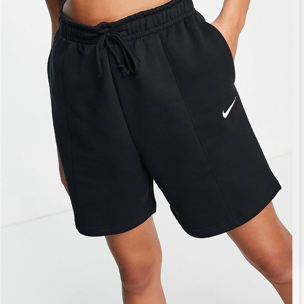 Nike High-Rise Fleece Shorts